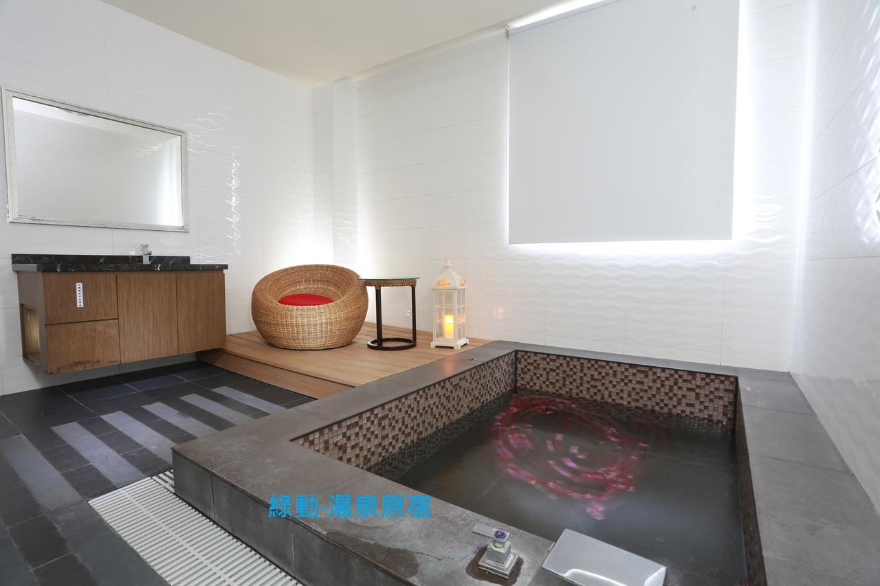 Green Life Spa Hot Spring Hotel Цзяоси Экстерьер фото